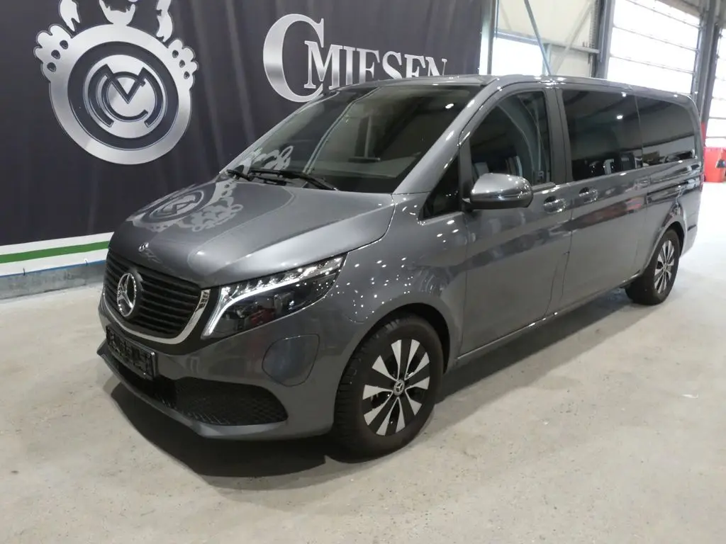 Photo 1 : Mercedes-benz Eqv 2024 Non renseigné