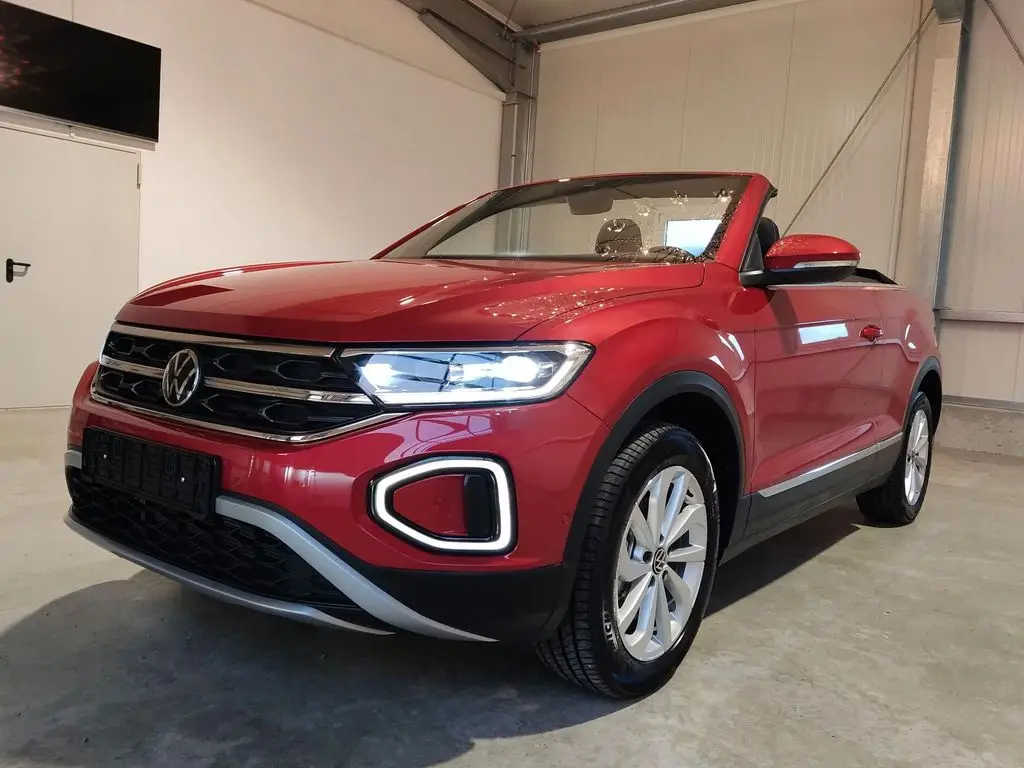 Photo 1 : Volkswagen T-roc 2022 Essence