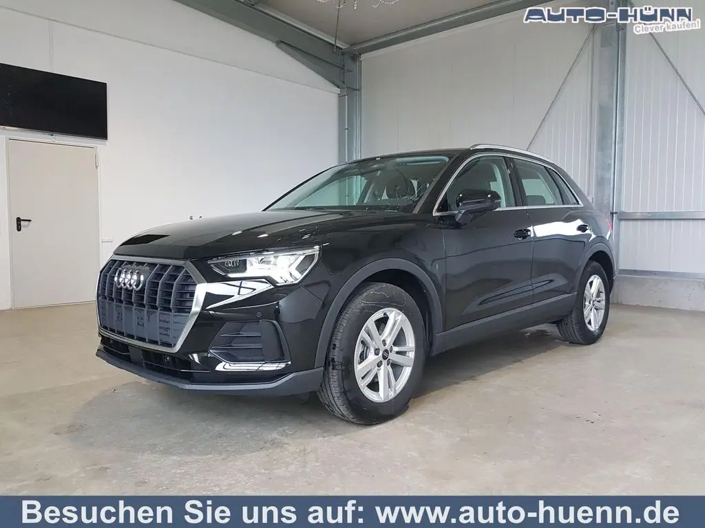 Photo 1 : Audi Q3 2021 Essence