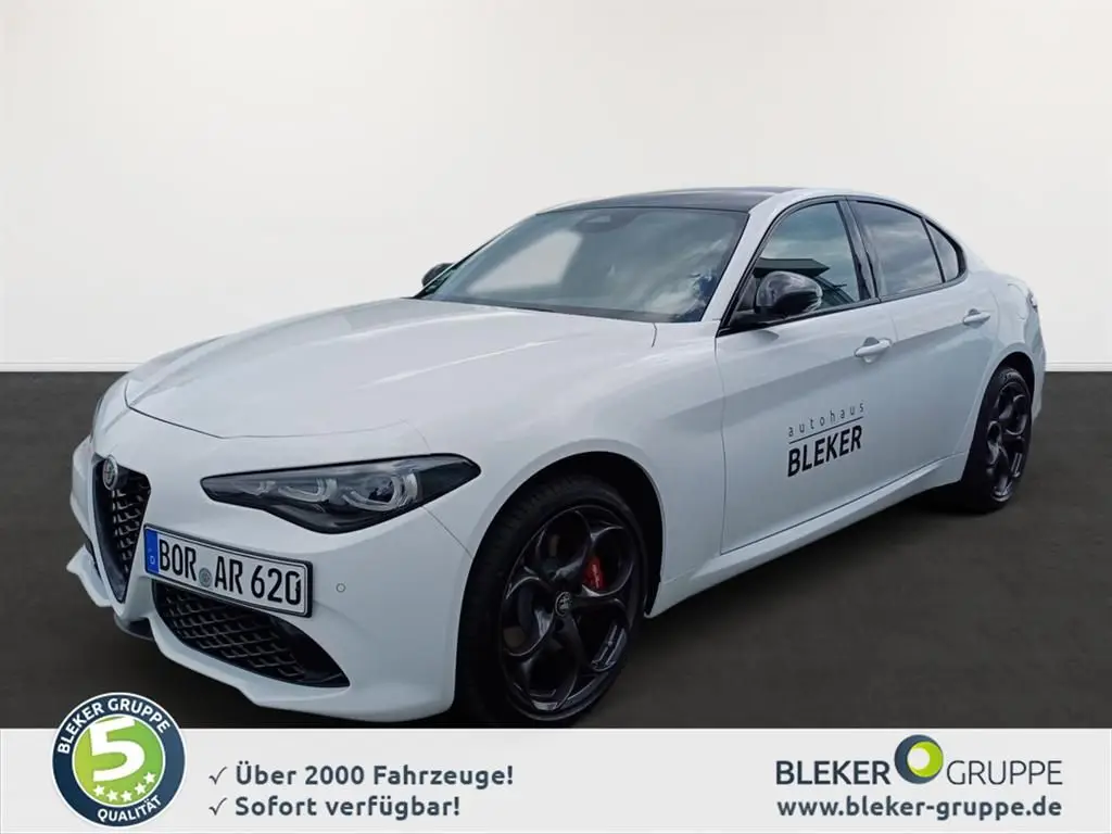 Photo 1 : Alfa Romeo Giulia 2024 Petrol