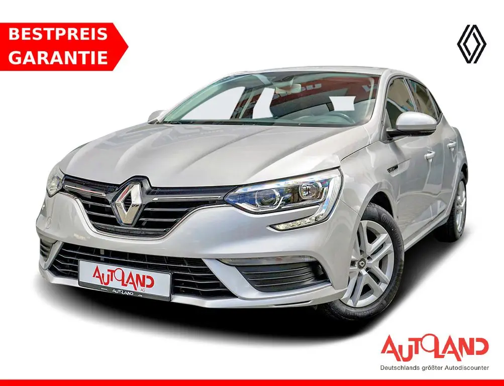 Photo 1 : Renault Megane 2017 Petrol