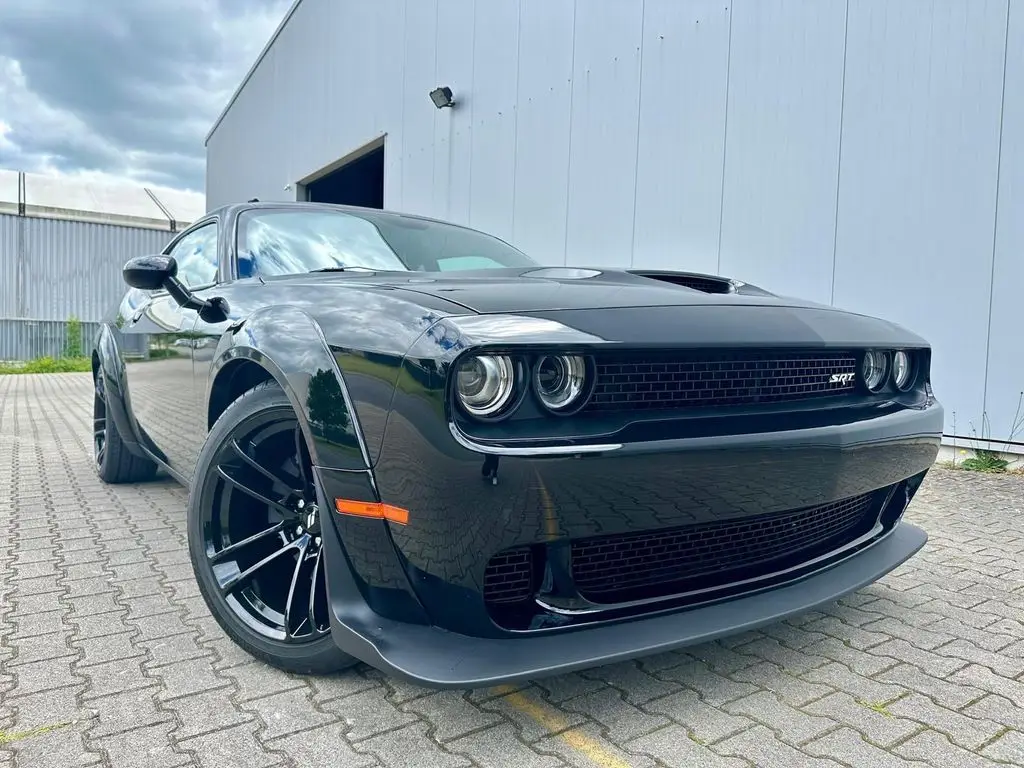 Photo 1 : Dodge Challenger 2017 Essence