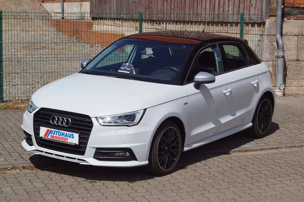 Photo 1 : Audi A1 2018 Essence