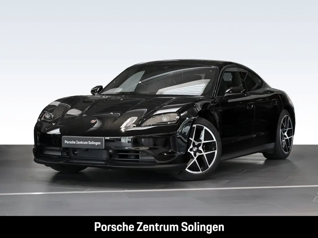 Photo 1 : Porsche Taycan 2024 Non renseigné