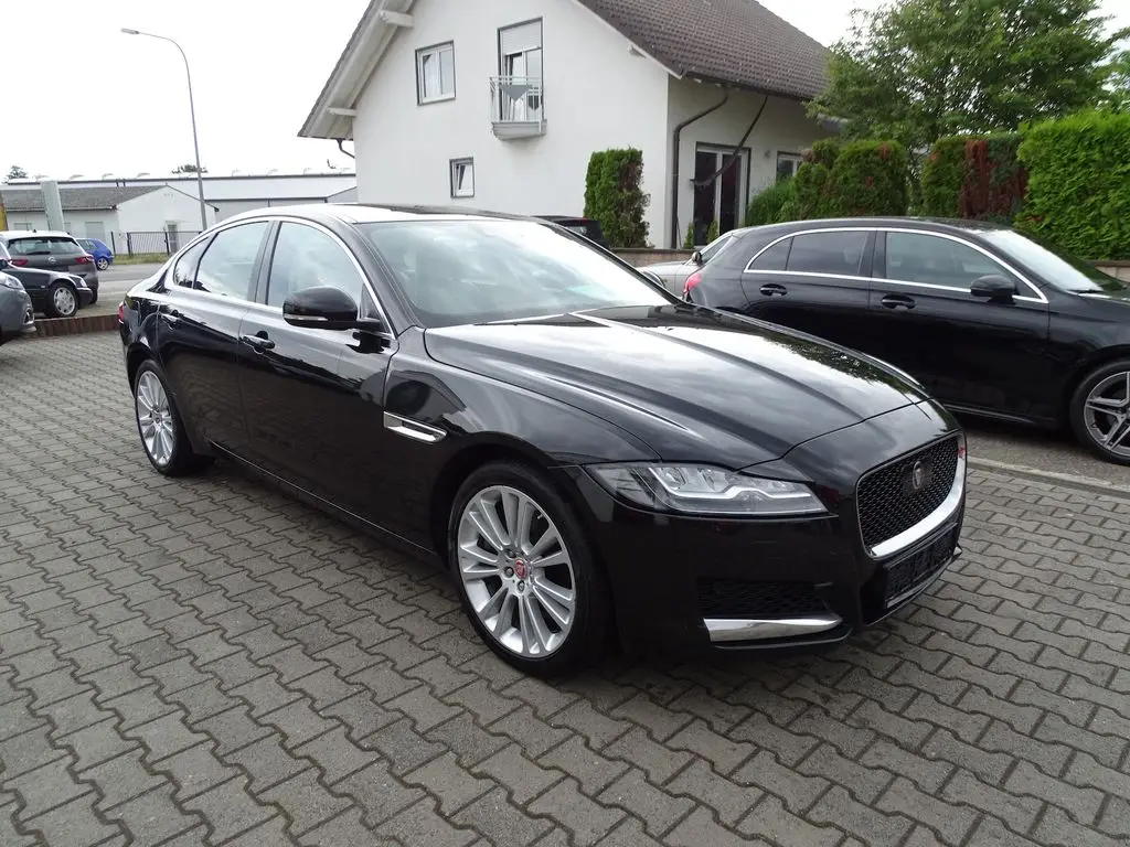 Photo 1 : Jaguar Xf 2016 Petrol