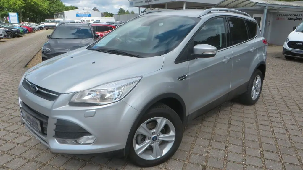 Photo 1 : Ford Kuga 2016 Petrol