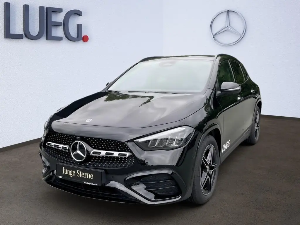 Photo 1 : Mercedes-benz Classe Gla 2024 Petrol