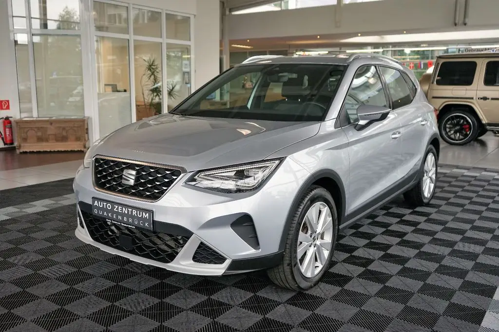 Photo 1 : Seat Arona 2022 Essence