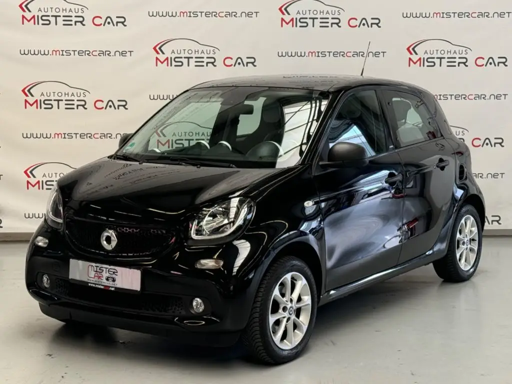 Photo 1 : Smart Forfour 2017 Essence