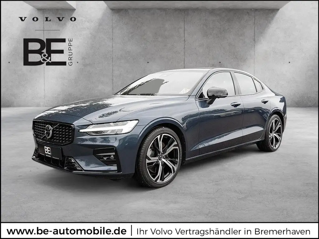 Photo 1 : Volvo S60 2023 Essence