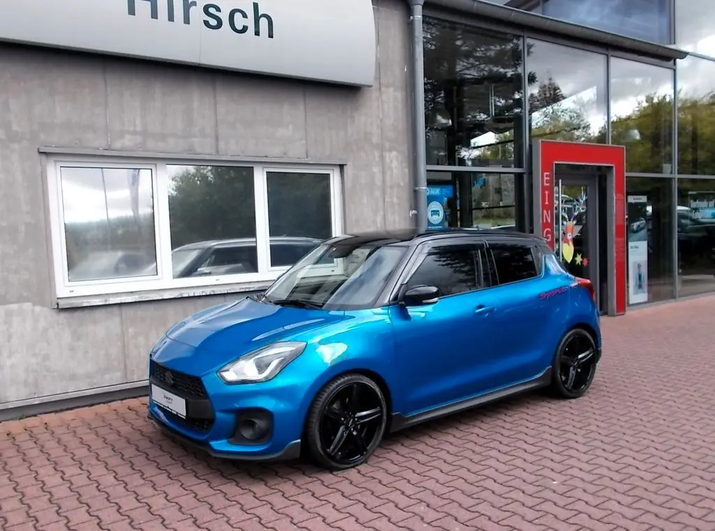 Photo 1 : Suzuki Swift 2021 Petrol