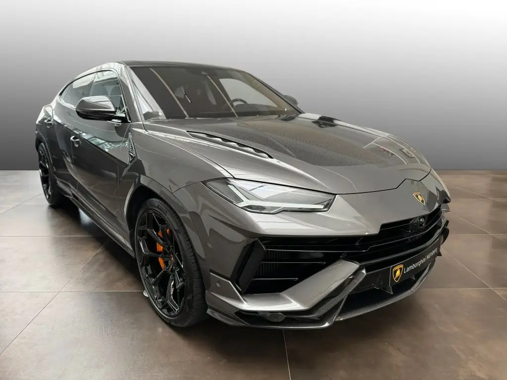 Photo 1 : Lamborghini Urus 2023 Essence