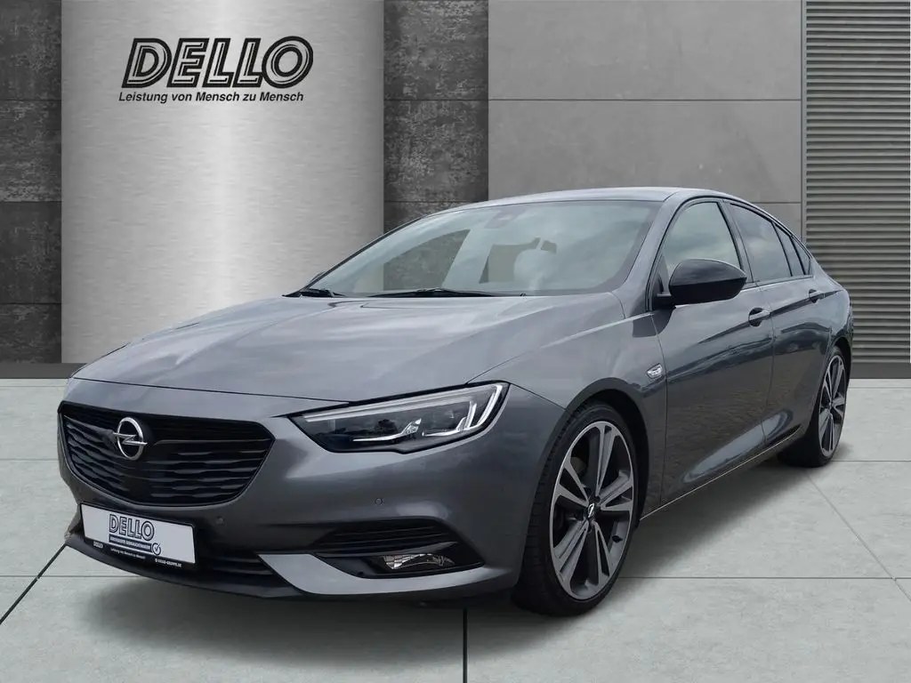 Photo 1 : Opel Insignia 2019 Essence