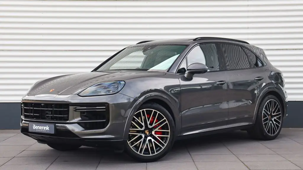 Photo 1 : Porsche Cayenne 2024 Hybride