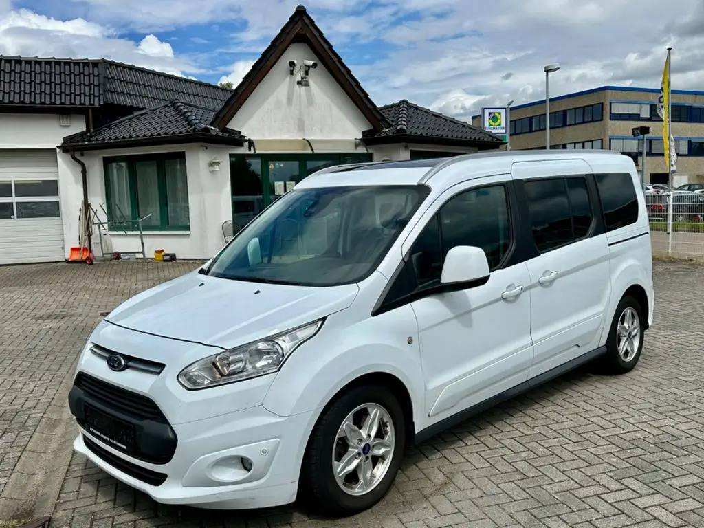 Photo 1 : Ford Grand Tourneo 2016 Diesel