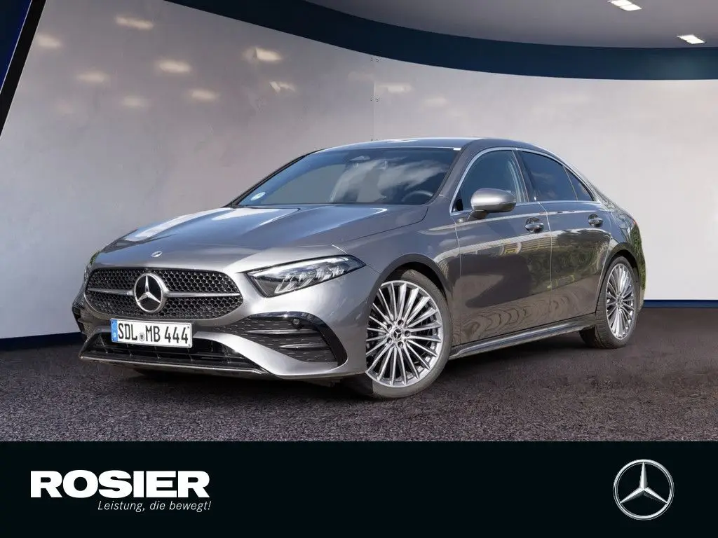 Photo 1 : Mercedes-benz Classe A 2024 Essence