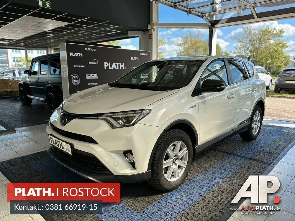 Photo 1 : Toyota Rav4 2017 Hybride