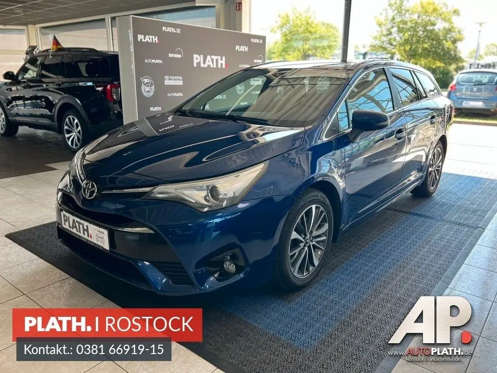 Photo 1 : Toyota Avensis 2016 Essence