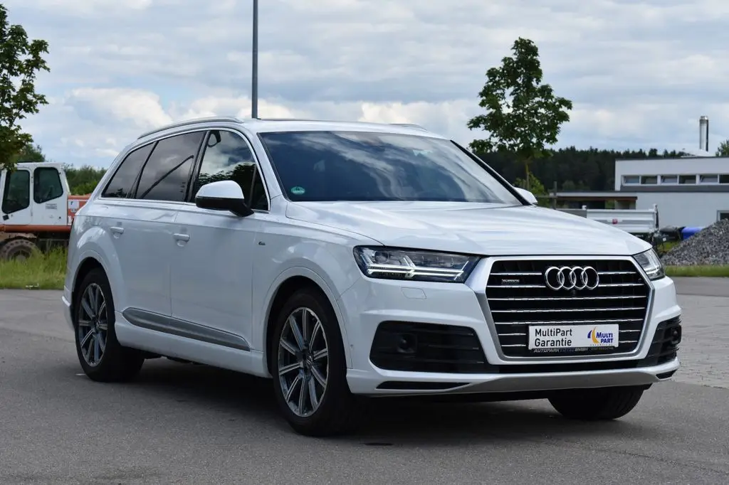 Photo 1 : Audi Q7 2018 Diesel