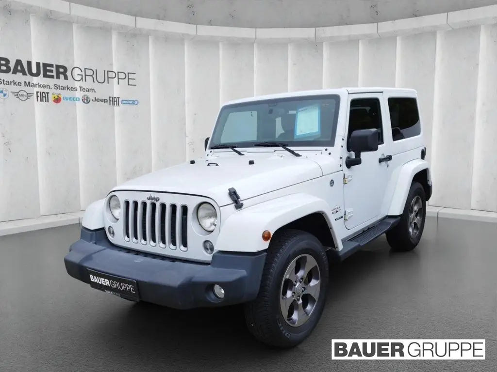 Photo 1 : Jeep Wrangler 2016 Diesel