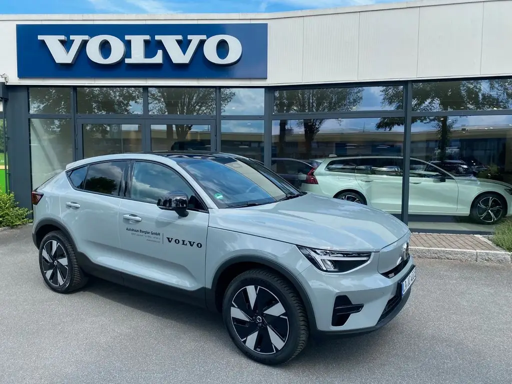 Photo 1 : Volvo C40 2024 Non renseigné