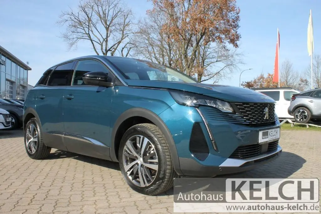 Photo 1 : Peugeot 3008 2023 Essence