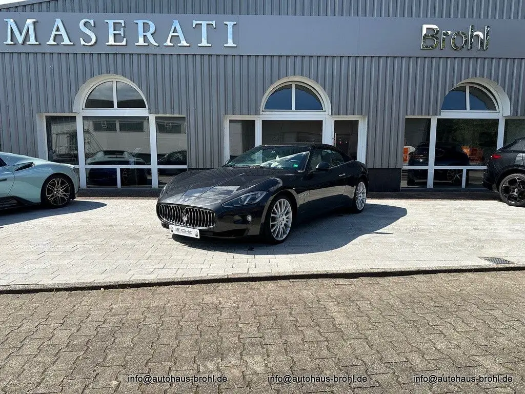 Photo 1 : Maserati Grancabrio 2015 Essence