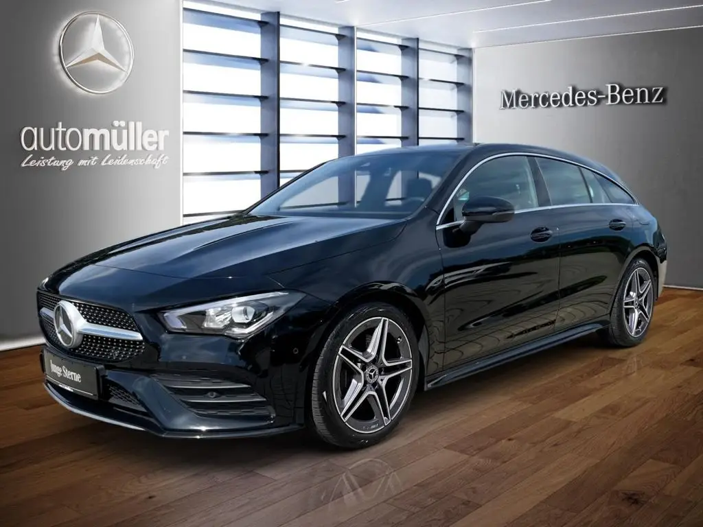 Photo 1 : Mercedes-benz Classe Cla 2023 Petrol