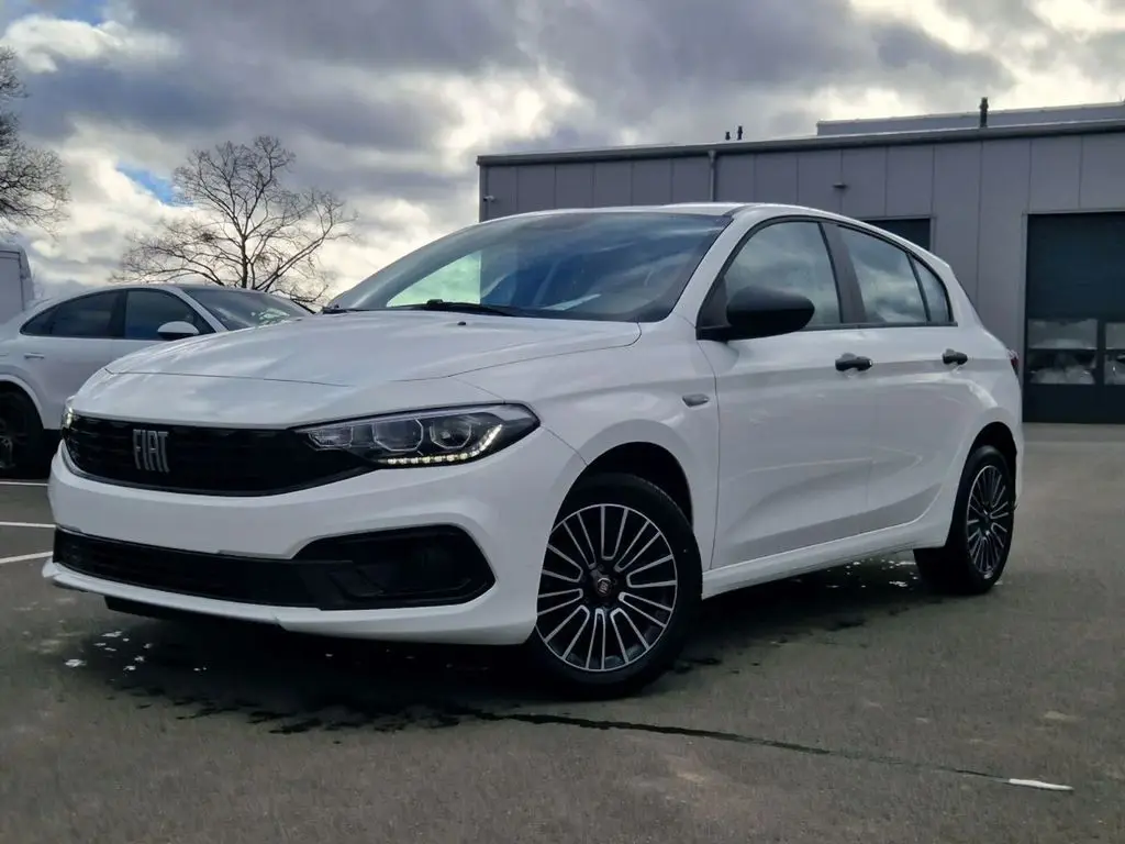 Photo 1 : Fiat Tipo 2024 Hybride