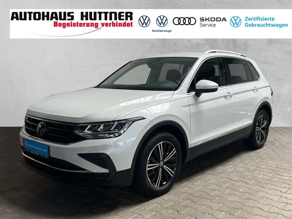 Photo 1 : Volkswagen Tiguan 2023 Petrol