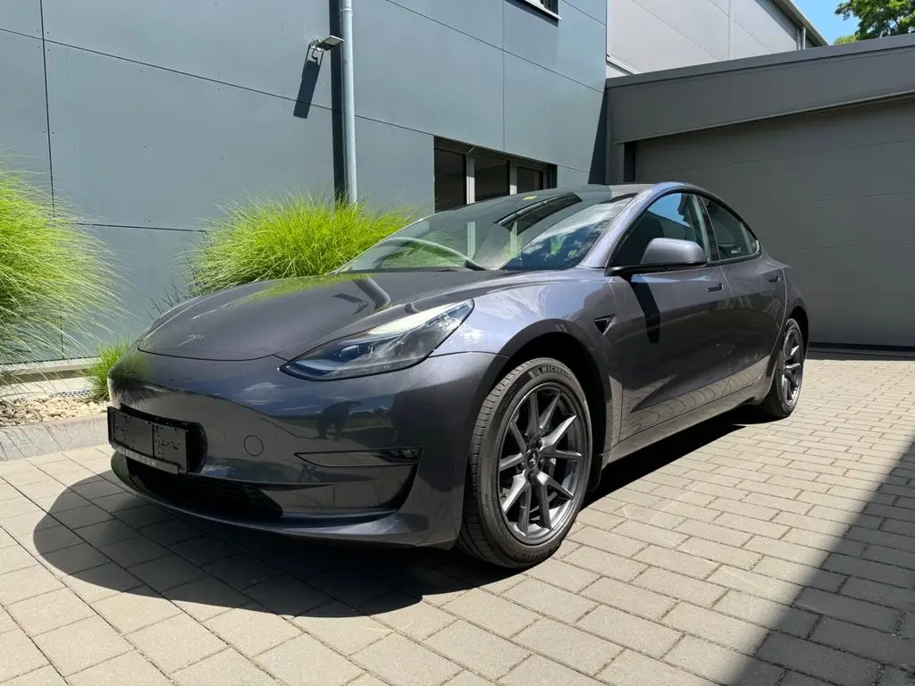 Photo 1 : Tesla Model 3 2023 Not specified