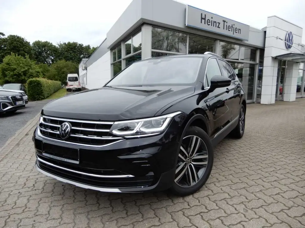 Photo 1 : Volkswagen Tiguan 2023 Diesel