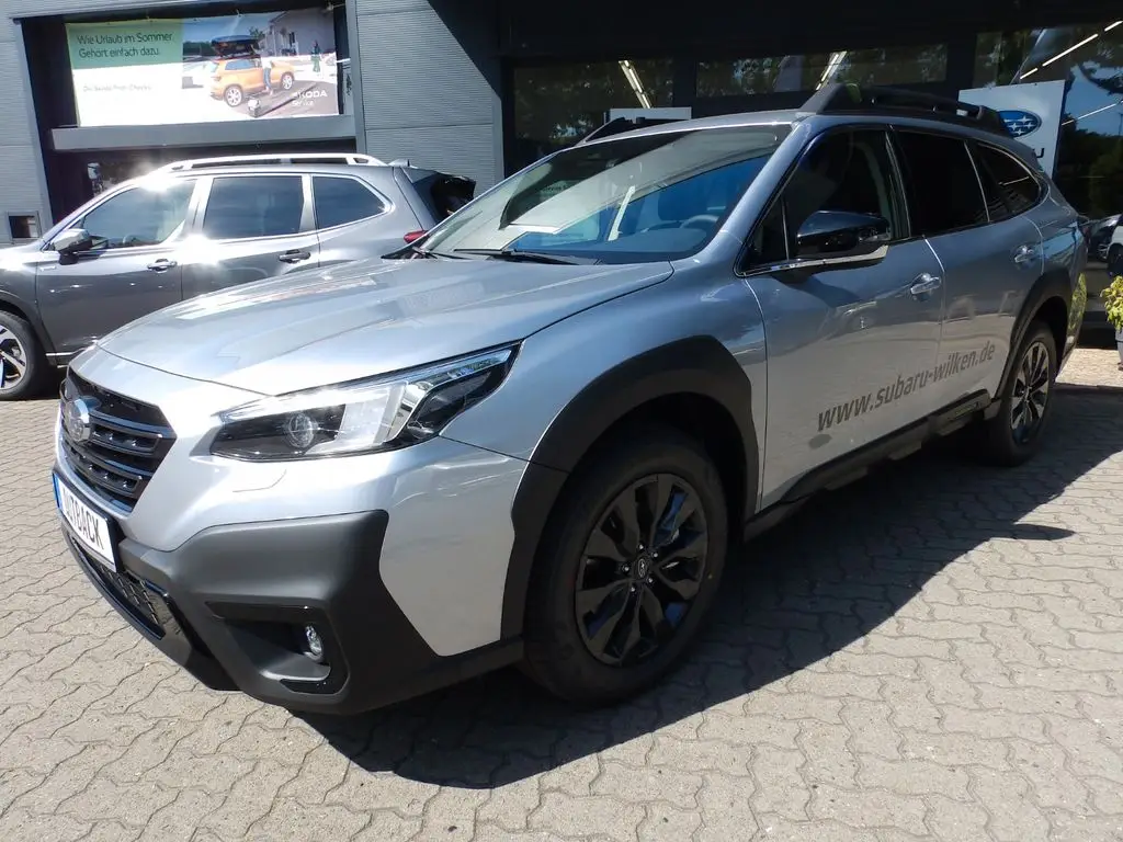 Photo 1 : Subaru Outback 2023 Essence