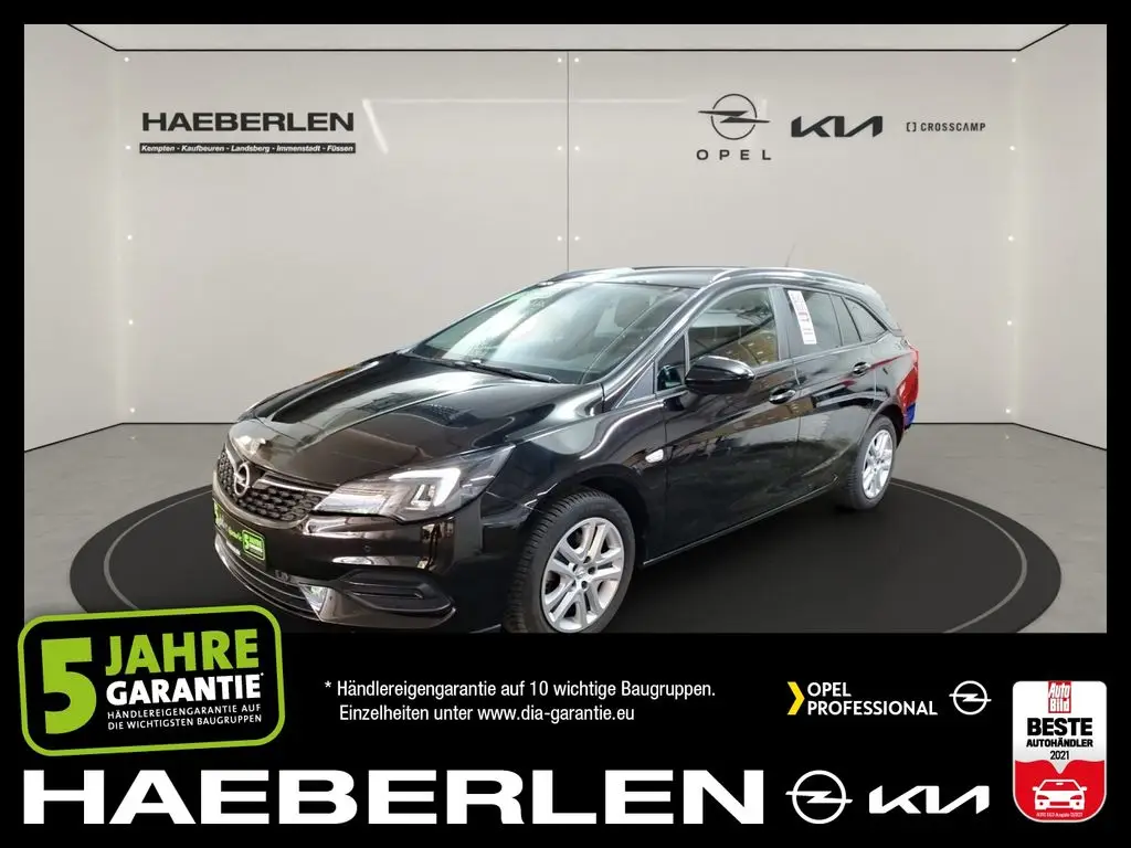 Photo 1 : Opel Astra 2022 Essence