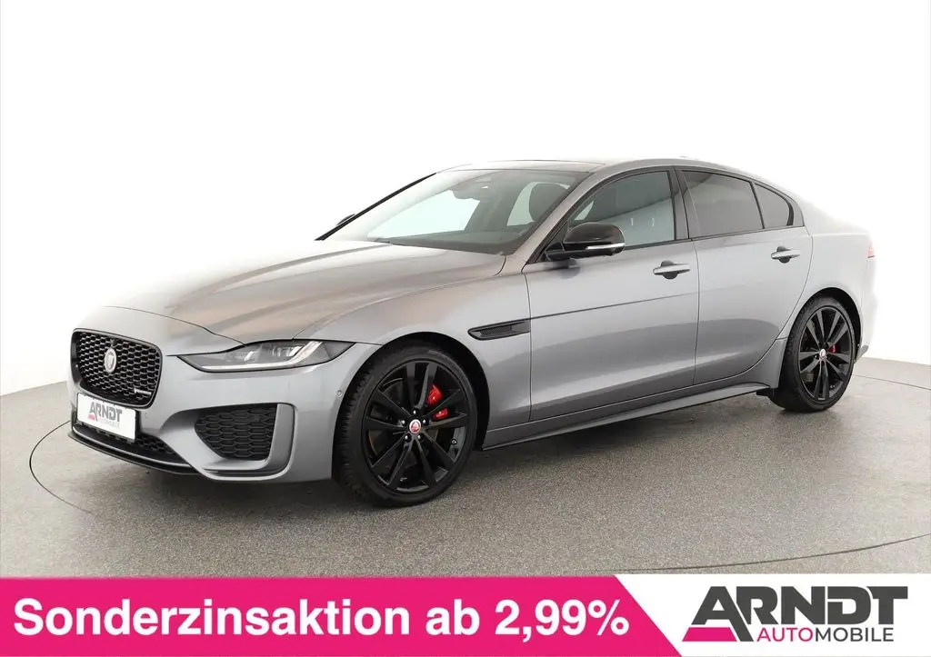 Photo 1 : Jaguar Xe 2023 Petrol