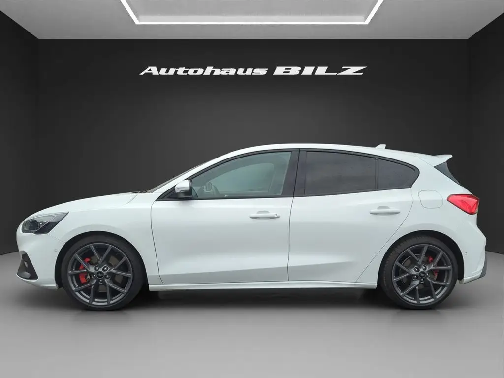 Photo 1 : Ford Focus 2020 Petrol