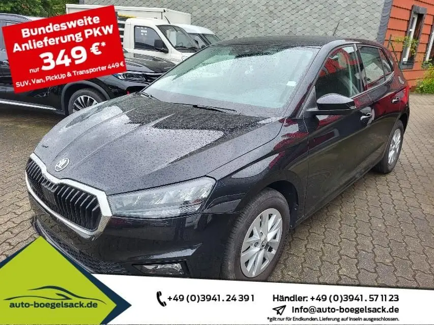 Photo 1 : Skoda Fabia 2023 Petrol