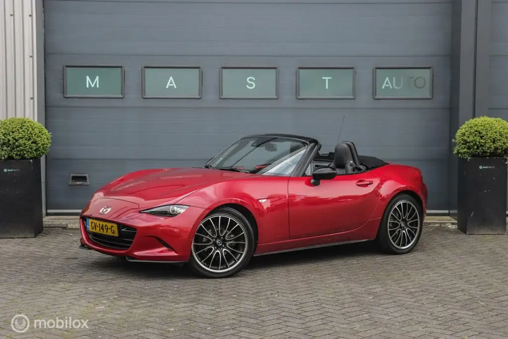 Photo 1 : Mazda Mx-5 2015 Petrol