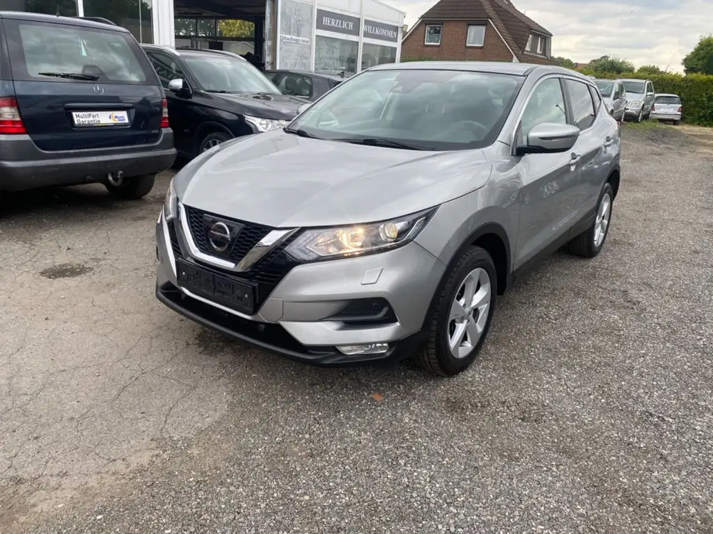 Photo 1 : Nissan Qashqai 2018 Petrol