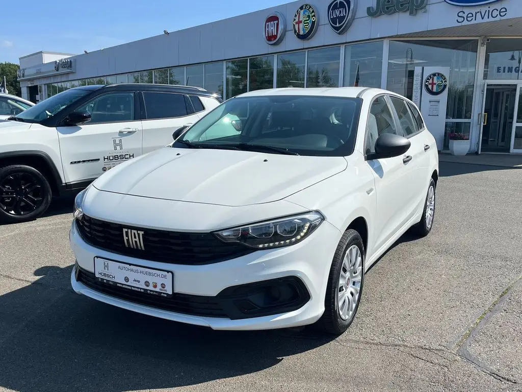 Photo 1 : Fiat Tipo 2024 Hybride