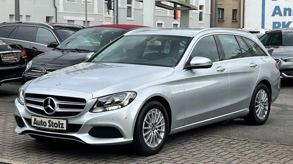 Photo 1 : Mercedes-benz Classe C 2015 Essence