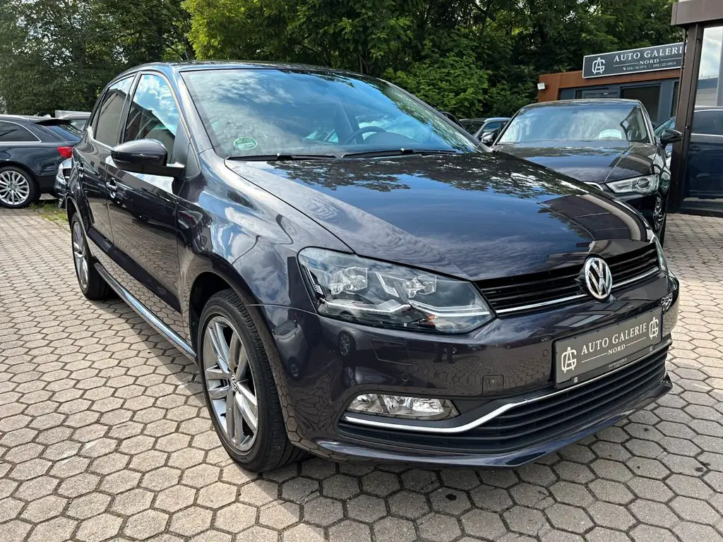 Photo 1 : Volkswagen Polo 2016 Petrol