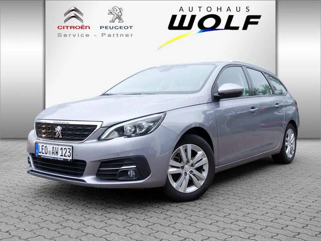 Photo 1 : Peugeot 308 2019 Essence