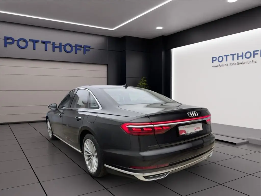 Photo 1 : Audi A8 2021 Hybrid