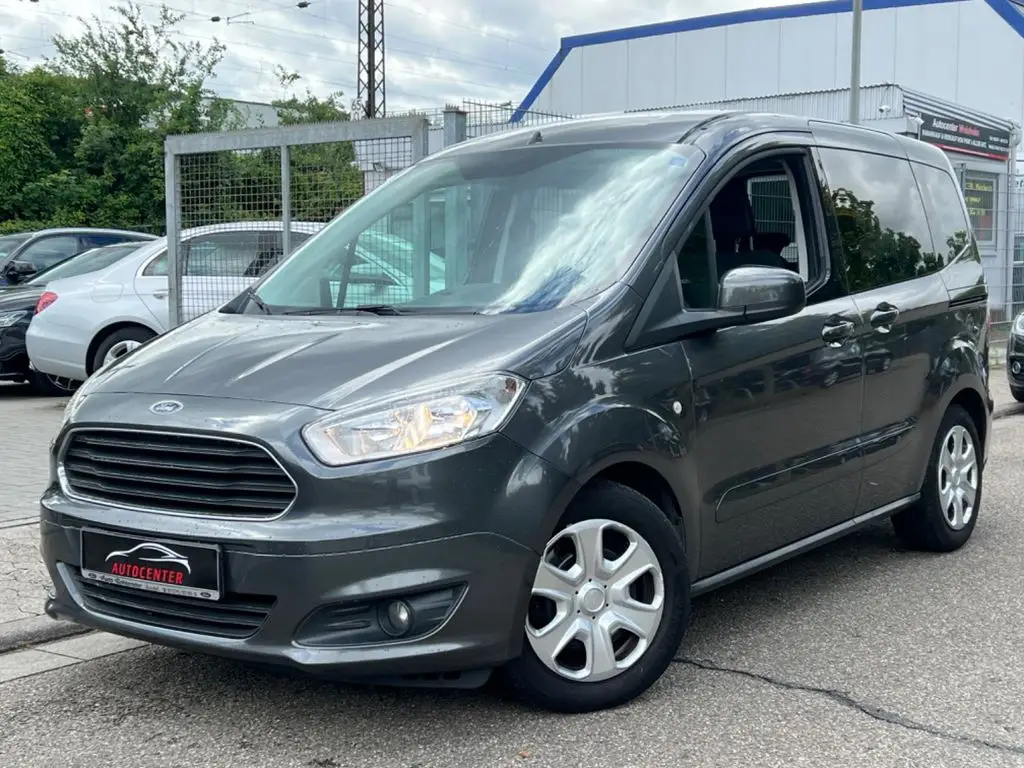 Photo 1 : Ford Tourneo 2015 Petrol