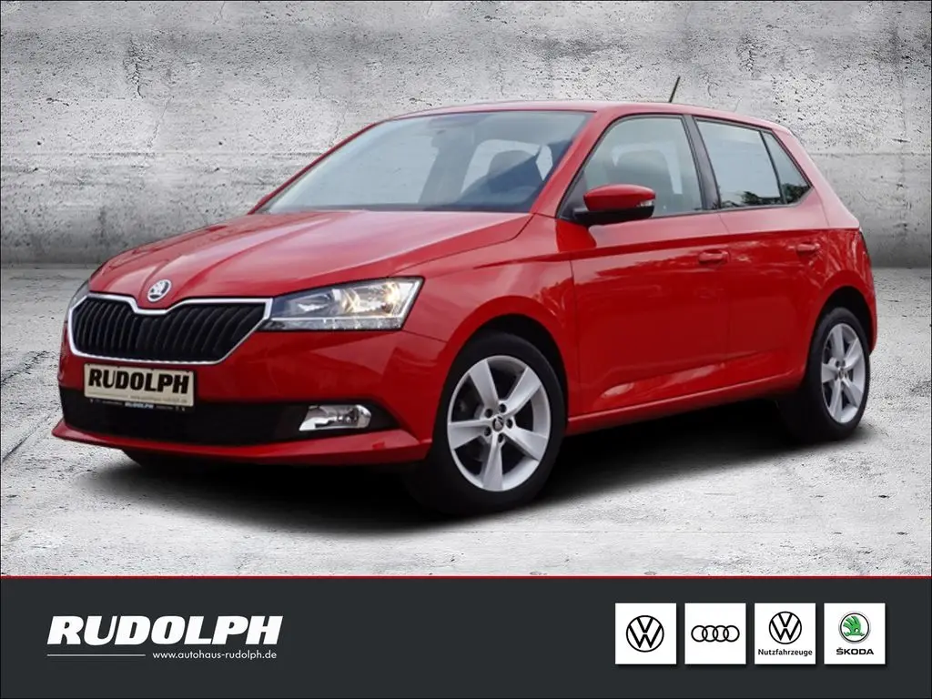 Photo 1 : Skoda Fabia 2019 Petrol