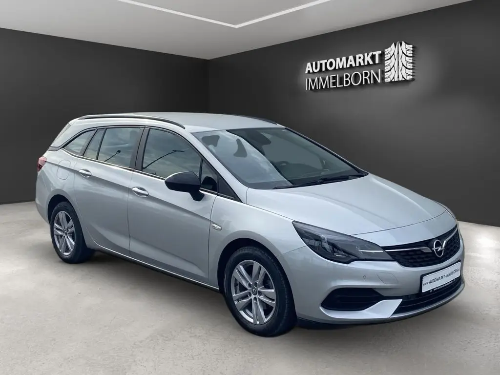 Photo 1 : Opel Astra 2021 Diesel