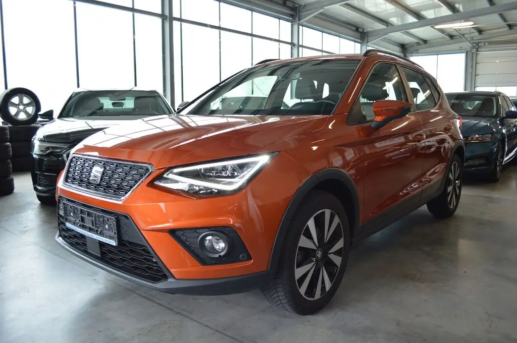 Photo 1 : Seat Arona 2020 Petrol