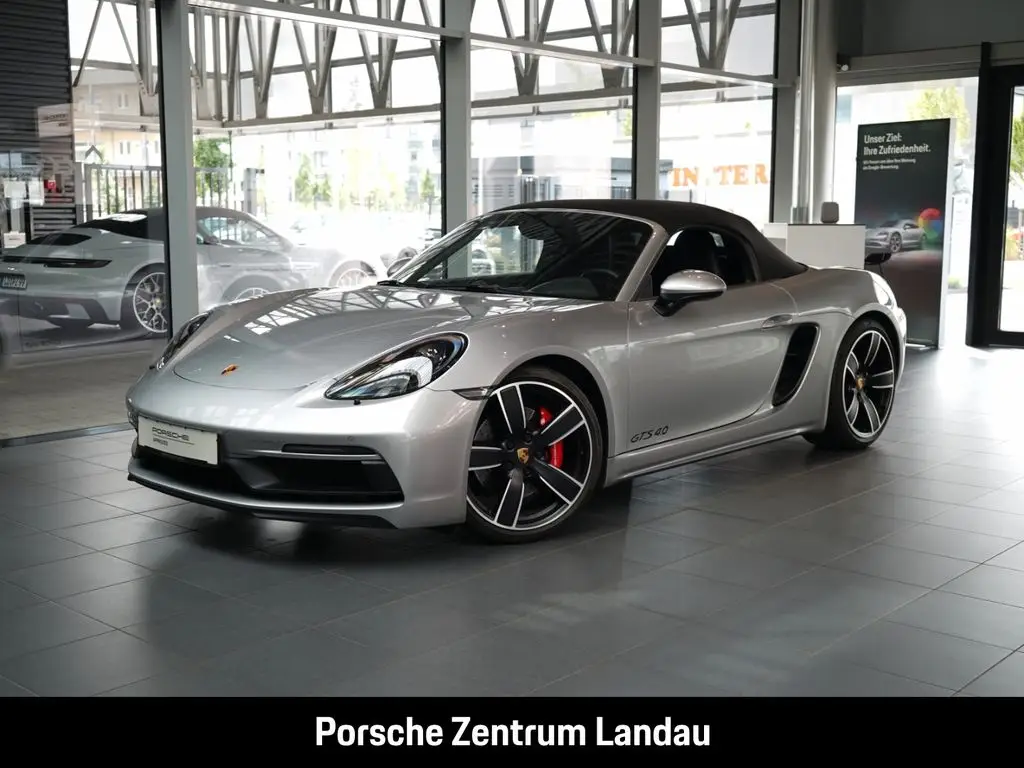 Photo 1 : Porsche Boxster 2022 Essence