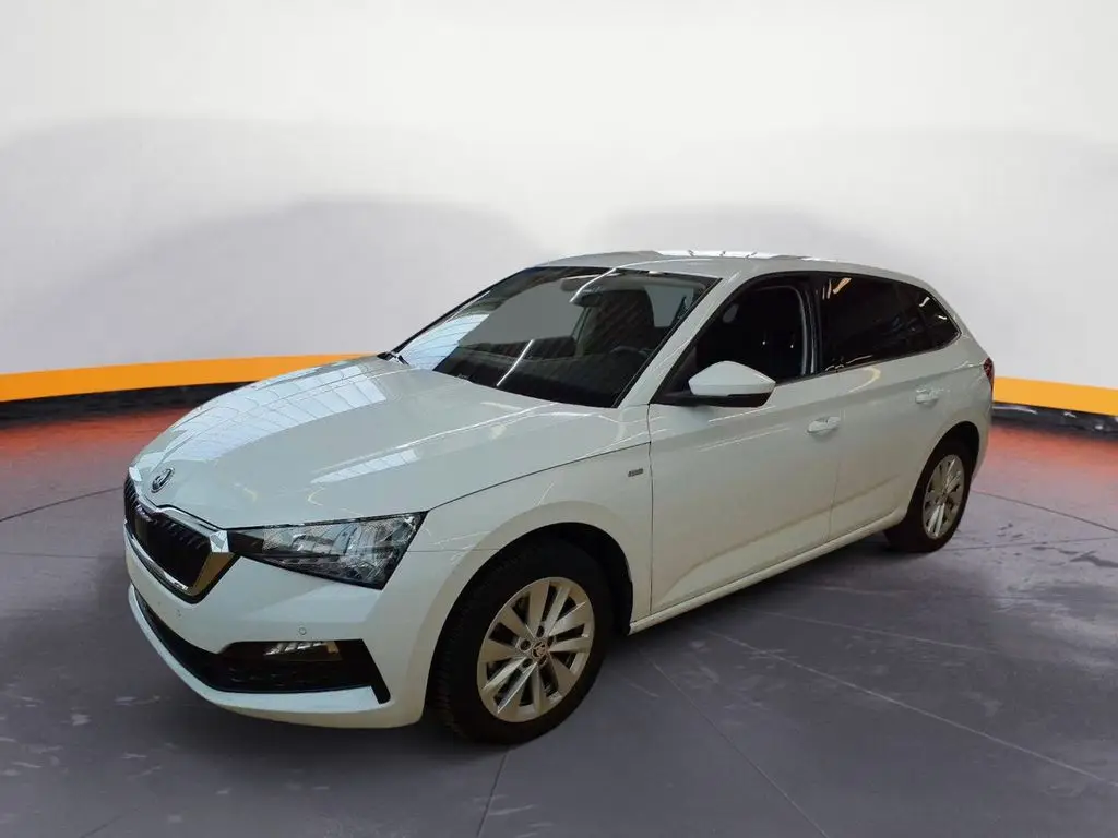 Photo 1 : Skoda Scala 2023 Essence